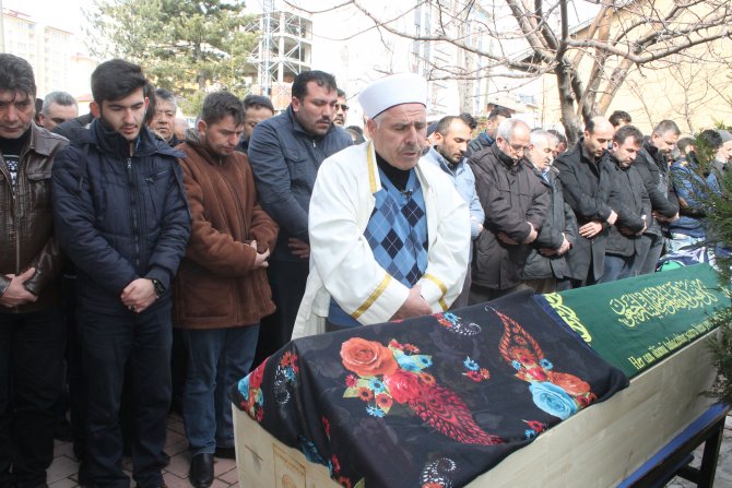 Sivas’ta 3 kişinin öldüğü yangının ardından dram çıktı