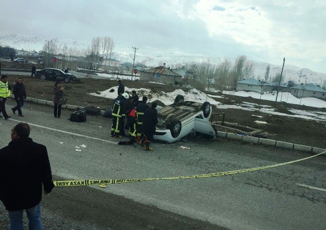 Van’da Trafik Kazası: 1 Ölü 2 Yaralı