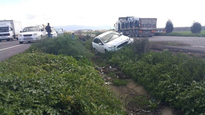 Aliağa’da Trafik Kazası: 5 Yaralı