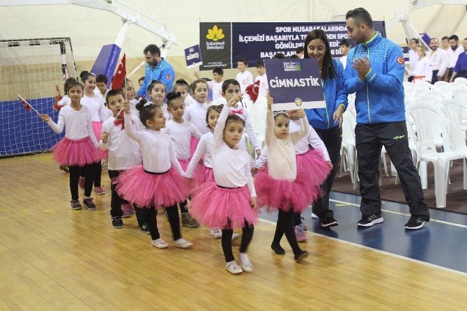 Sultanbeyli’de 5 Bin Sporcuyla Bahar Spor Okulları Açılışı