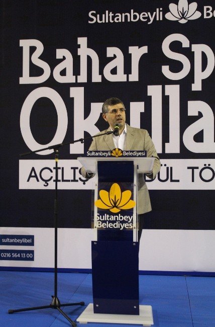Sultanbeyli’de 5 Bin Sporcuyla Bahar Spor Okulları Açılışı