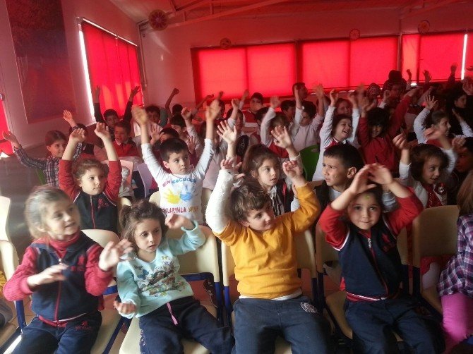 My Kolej Öğrencileri ’Sütlaç Şov’ İle Eğlendi