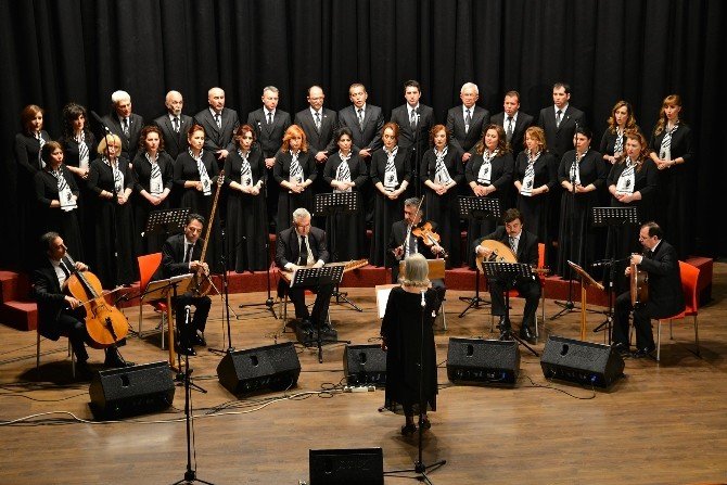 Tepebaşı Tsm’den Atatürk Lisesi Mezunları İçin Konser