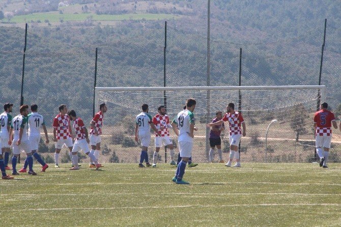Bilecikspor:3 Osmaneli Gençlerbirliği Spor:2