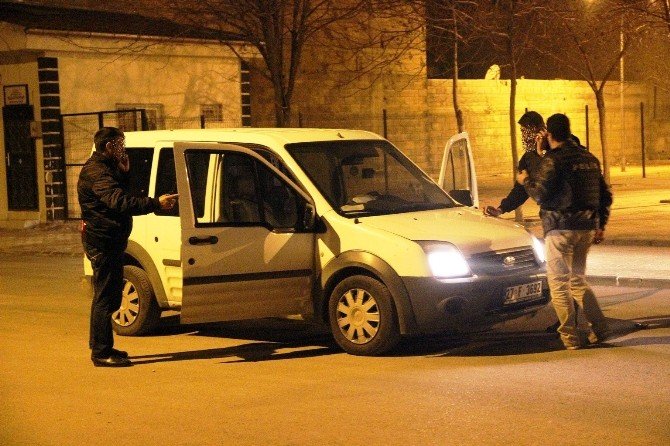 Gaziantep’te Polis Müdürünün Aracına Silahlı Saldırı