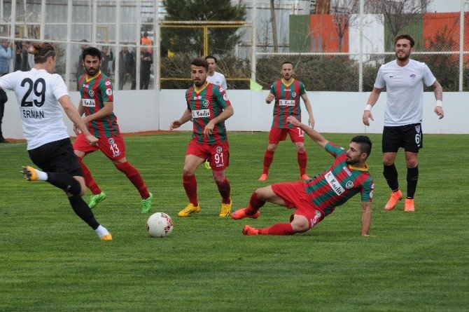 Amed Sfk Evinde Mağlup