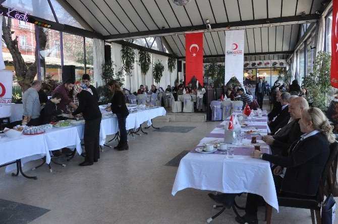 Türk Kızılay’ı Zonguldak Şubesi, Teşekkür Kahvaltısı Düzenledi