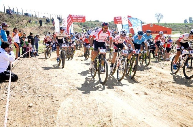 Uluslar Arası Dağ Bisikleti Yarışları Adana’da Tamamlandı