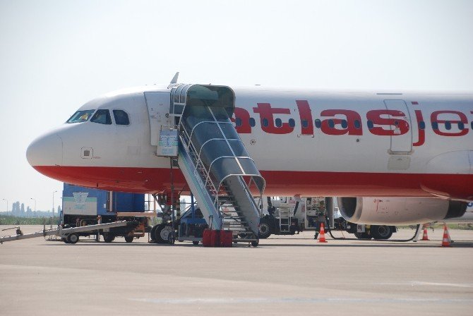 Kocaseyit Havaalanı’nda Uçak Sayısında Yüzde 289 Artış