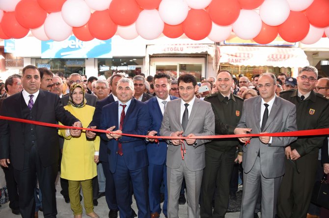 Tarsus’ta tarihi Siptilli Çarşısı açıldı