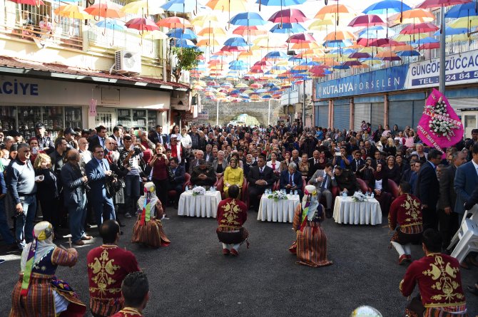 Tarsus’ta tarihi Siptilli Çarşısı açıldı