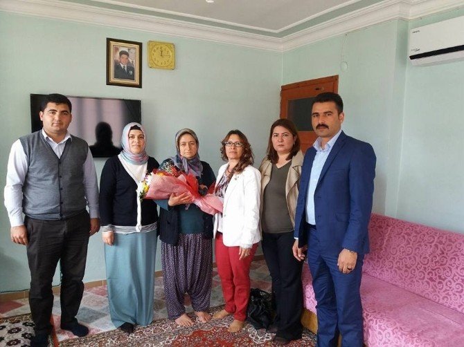 MHP Sarıçam’dan Şehit Yakını Kadınlara Ziyaret