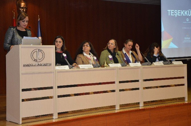Anadolu Üniversitesi’nde Kadınlar Günü Paneli