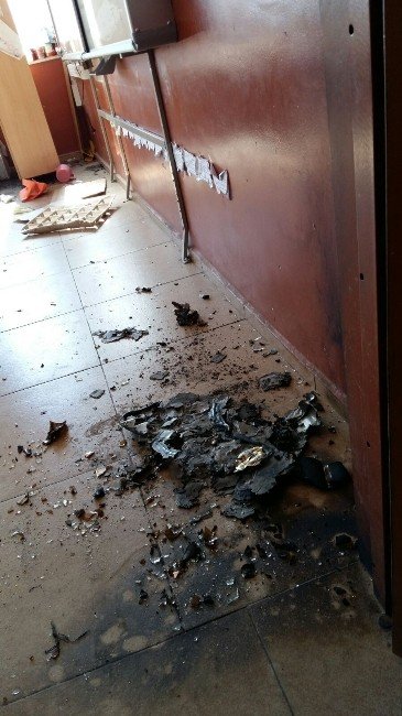 Van’da İki Okula Molotoflu Saldırı
