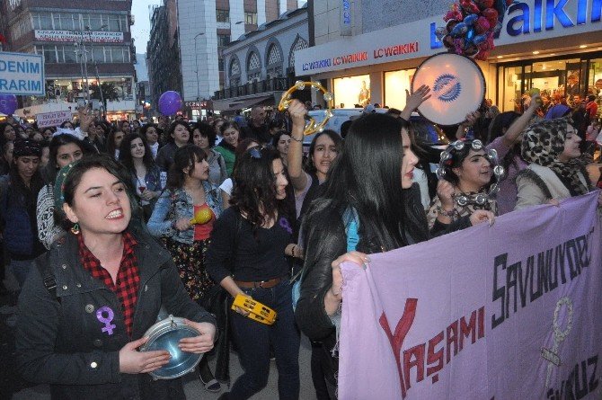 8 Mart Dünya Kadınlar Günü Zonguldak’ta Çoşkuyla Kutlandı