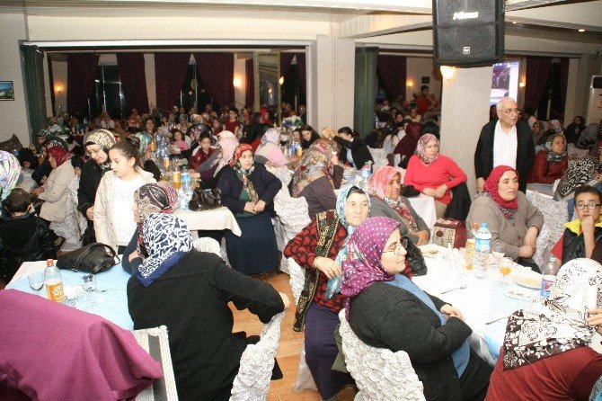 AK Parti’den 8 Mart Dünya Kadınlar Günü Etkinliği
