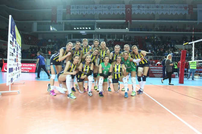 Fenerbahçe Grundig: 3 - Dinamo Moskova: 1