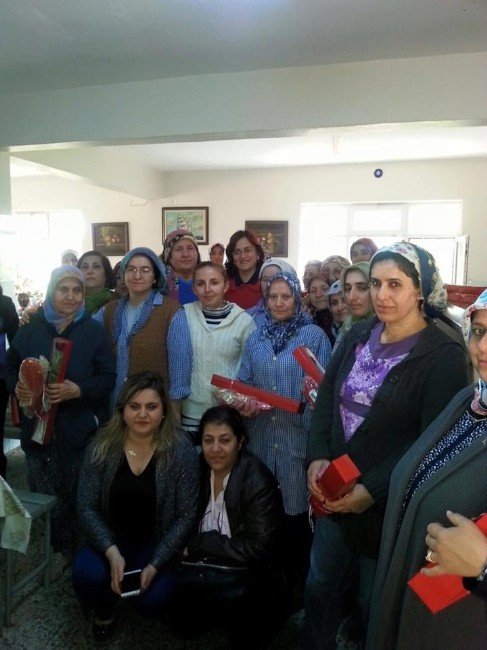 AK Parti Tekirdağ Teşkilatı’nın Kadınlar Günü Etkinlikleri