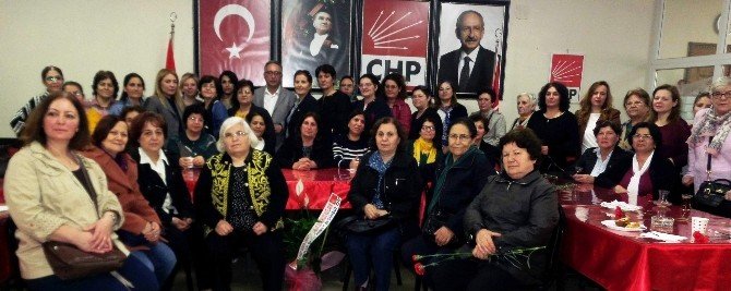 Alaşehir’de CHP’ye 30 Yeni Üye Katıldı