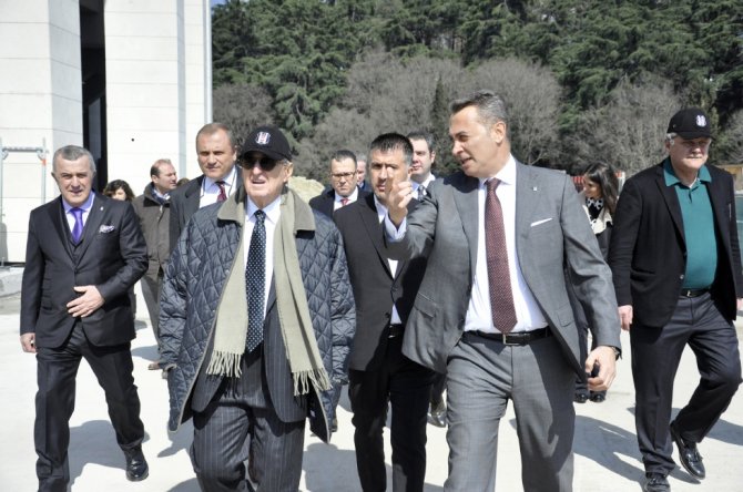 Beşiktaşlı işadamları, yöneticiler ve futbolcular Vodafone Arena'da buluştu
