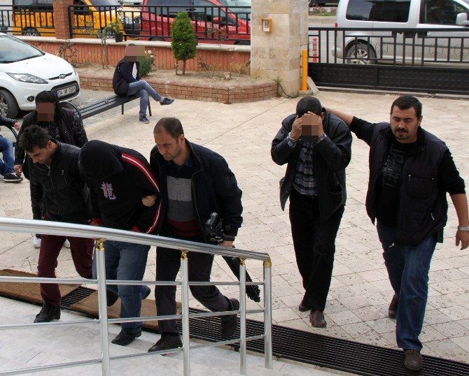Didim’deki Mülteci Faciasında Adliyeye Sevk Edilen 5 Şüpheliden 4’ü Tutuklandı