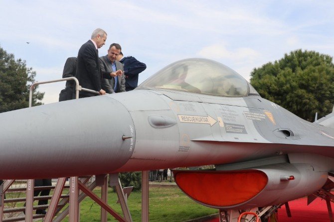 Suriyeli Kozmonot, Hava Harp Okulu Ve İstanbul Havacılık Müzesi’ni Ziyaret Etti