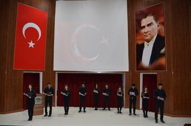 “Kabul Edilişinin 95. Yıl Dönümünde İstiklal Marşımız Ve Mehmet Akif Ersoy” Konferansı