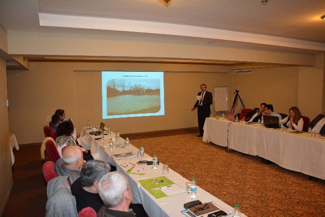 Körfez Belediyesi Değerlendirme Toplantısı Yaptı