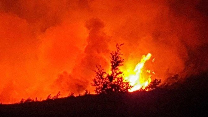 Marmaris’teki Orman Yangını Söndürülemiyor