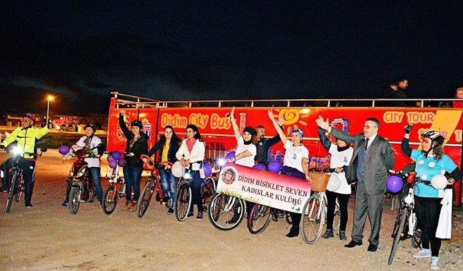 Didim’de Bisiklet Seven Kadınlar Şehir Turu Attı