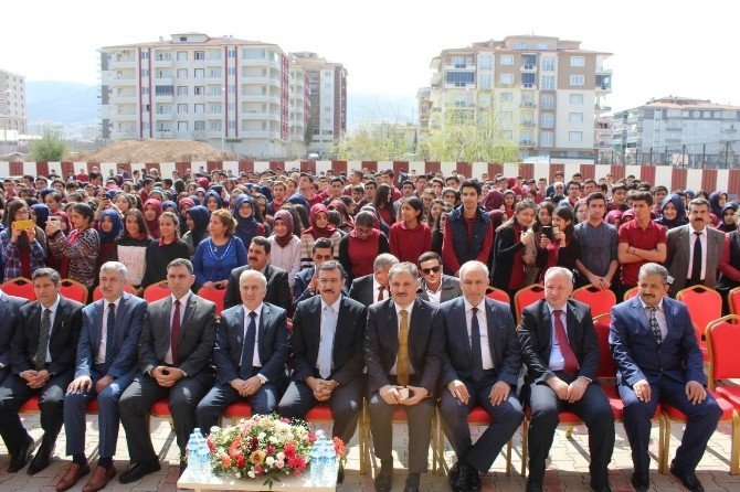 Bakan Tüfenkci, Kütüphane Açılışına Katıldı