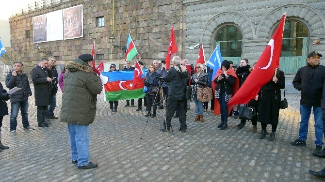 Sözde Ermeni Tasarısı İsveç’te Protesto Edildi