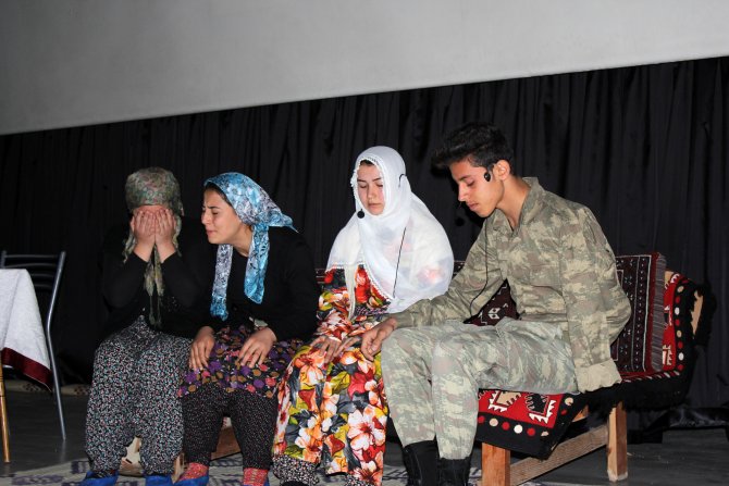 Kozan’da İstiklal Marşı’nın kabulü ve Mehmet Akif Ersoy’u anma programı
