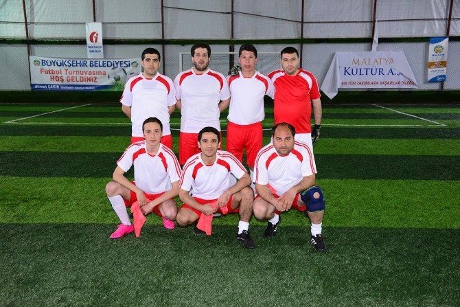 Halı Saha Futbol Turnuvası’nda Heyecan Dorukta