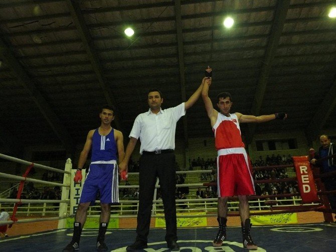 Tuşba Belediyesi Sporcularından Büyük Başarı