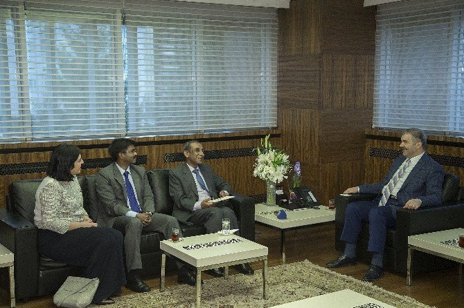 Hindistan Büyükelçisi Kulshreshth, Başkan Çelik’i Ziyaret Etti