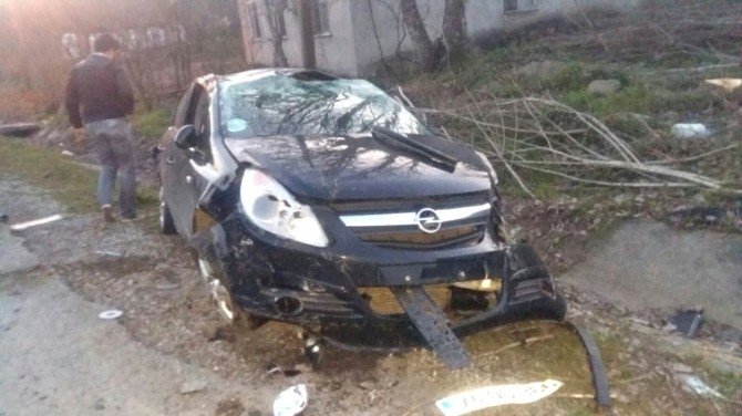 Bartın’da Otomobil Takla Attı: 2 Yaralı