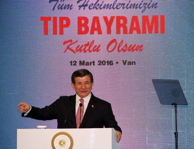 Başbakan Davutoğlu, 14 Mart Tıp Bayramı Programında Konuştu: