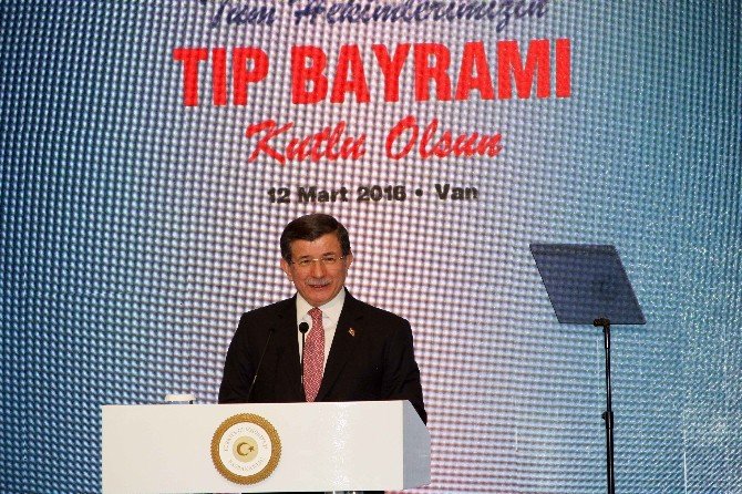 Başbakan Davutoğlu, 14 Mart Tıp Bayramı Programında Konuştu: