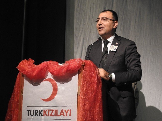Türk Kızılayı Sertifikalarla Hayata Bağladı