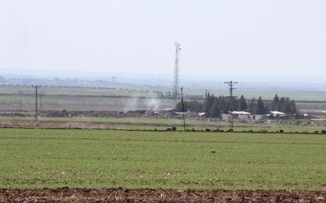 Savaş Uçakları Havadan, Obüs Topları Karadan IŞİD Mevzilerini Vuruyor