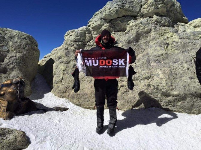 Muşlu Dağcı İran Demavent Dağı Tırmanışına Katıldı