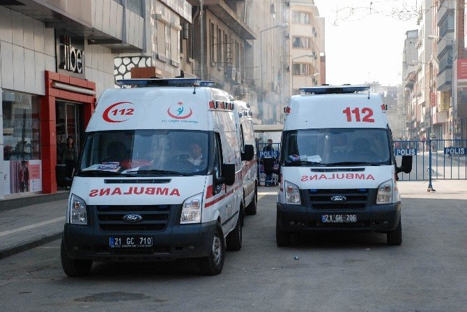 Sur’da Çatışma: 2 Polis Yaralandı, 2 Terörist Öldürüldü