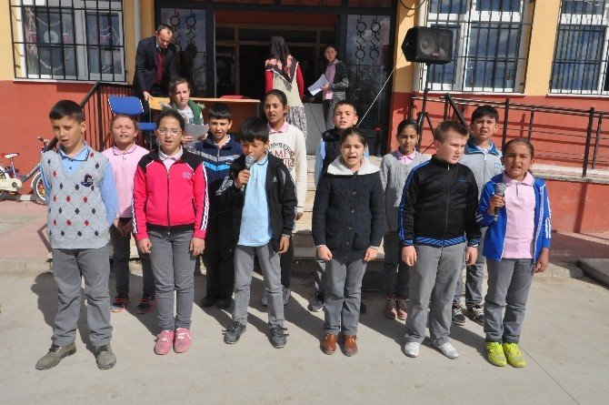 Osmaniye’de İstiklal Marşı Coşkusu