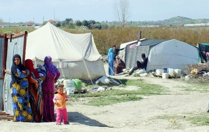 Antalya’daki Suriyelilere Yardım Eli