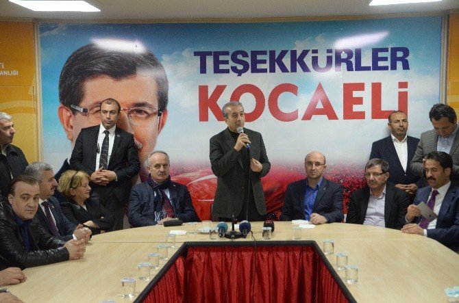 AK Parti Genel Başkan Yardımcısı Mehdi Eker, Partililerle Buluştu