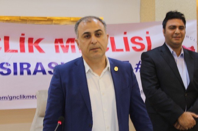 Anadolu Realist Gençlik Derneği Terör Konulu Çalıştay Düzenledi