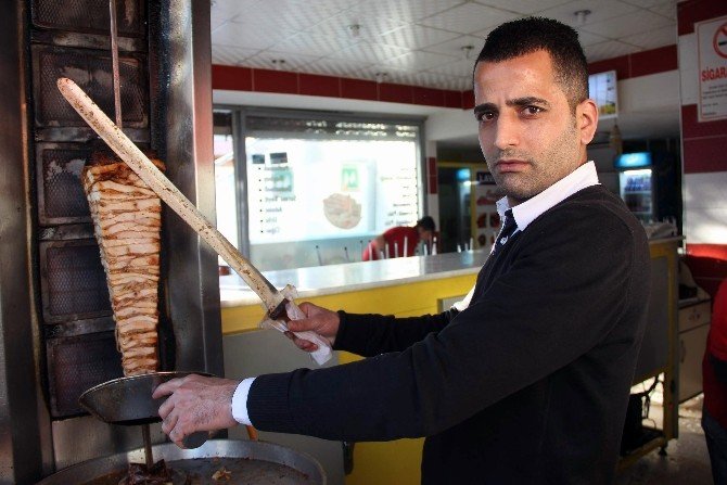 Döner Kesme Makinesi Döner Ustalarını Korkuttu