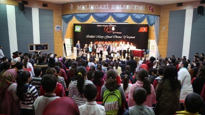 Melikgazi Belediyesi Çocuk Meclisince İstiklal Marşı’nı Okuma Yarışması Düzenlendi