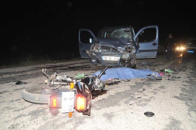 Otomobil İle Motosiklet Kafa Kafaya Çarpıştı: 1 Ölü, 2 Yaralı